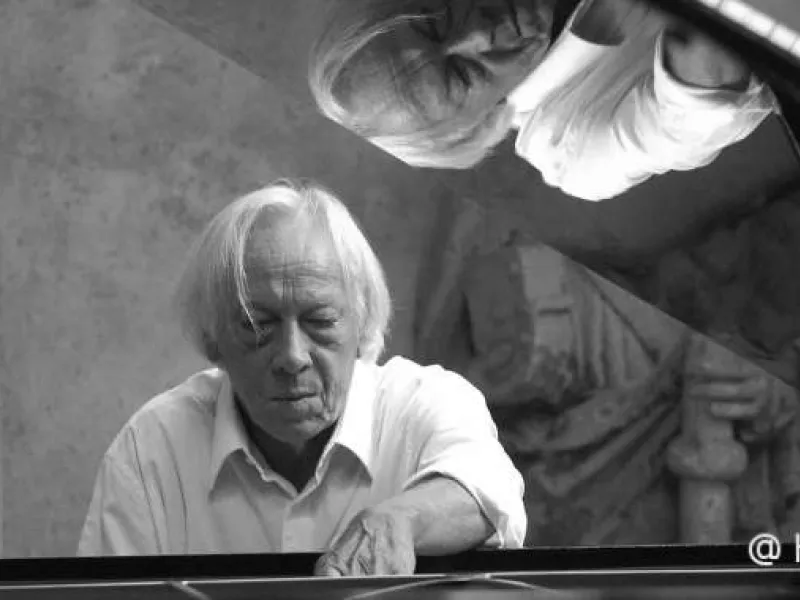 Fred Van Hove Solo