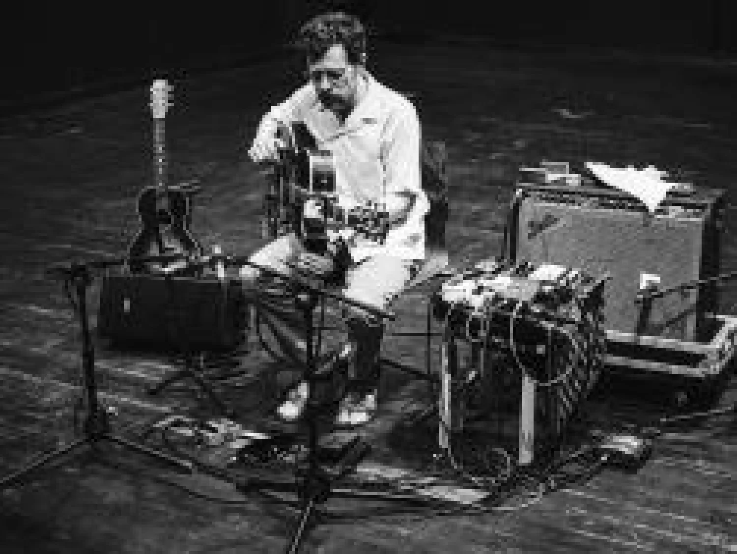Bruisme#8 : Hrundi V. Bakshi / Eric Chenaux / Piak / Sourire Panique / Phonoscopie